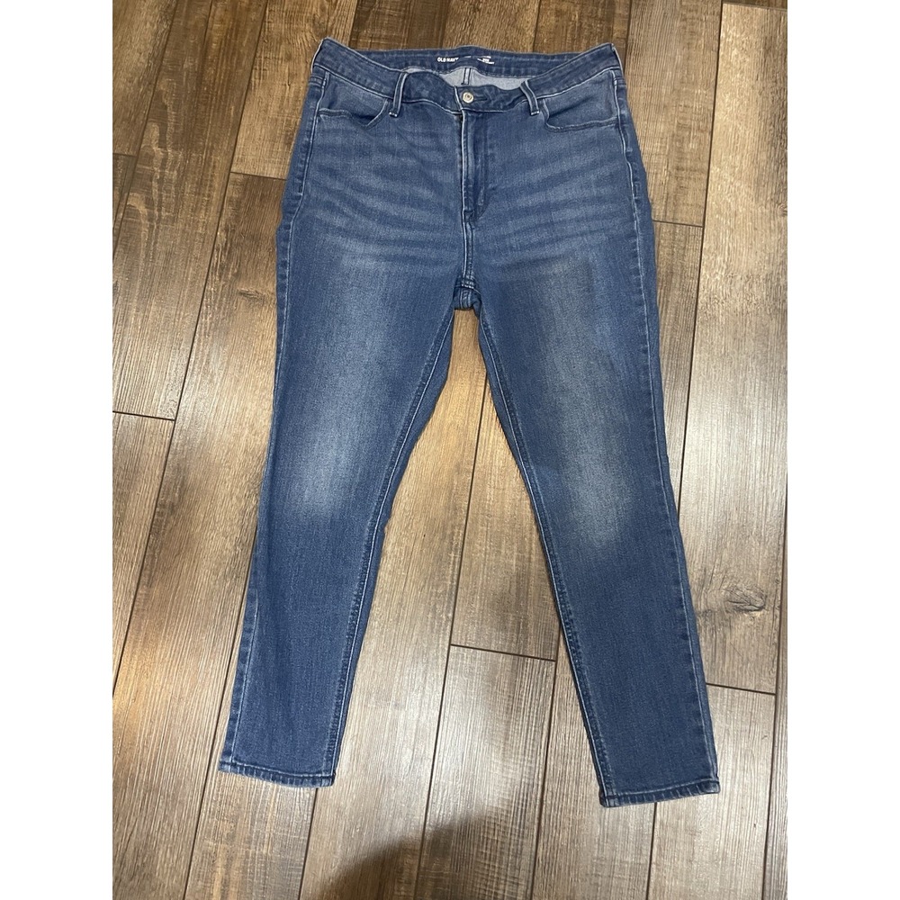 Old Navy Super Skinny Women's Size 14 Mid Rise Ankle Length Blue Jeans